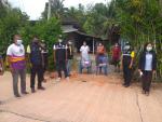 ลงพื้นที่ให้ความช่วยเหลือประชาชนกลุ่มเสี่ยงผู้ป่วย COVID-19 ในเบื้องต้น